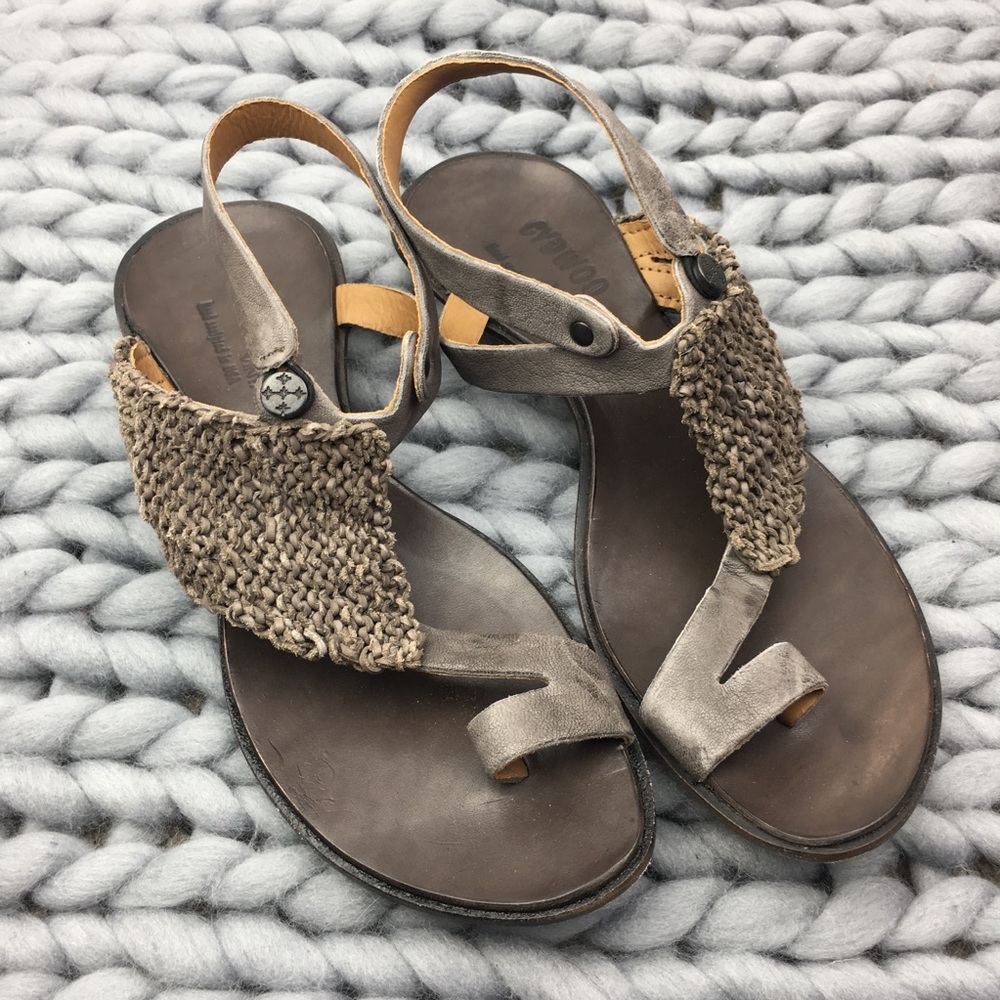 CYDWOQ DIVE Gray Leather Strap Sandal size 8